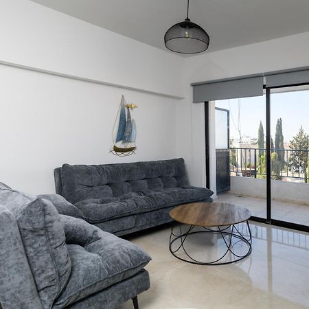 Ollies 3 Bedroom Apartment Lárnaka Eksteriør bilde